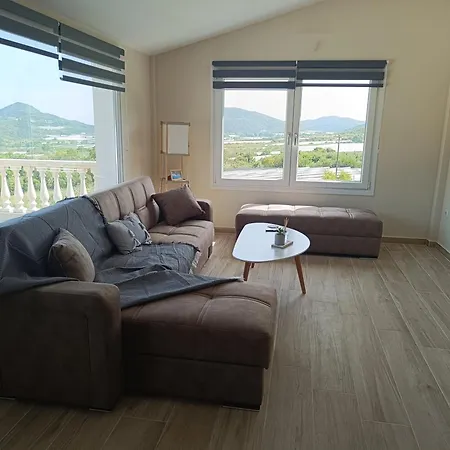 Olive Waves * Néa Péramos