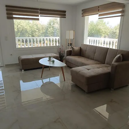 Olive Waves Apartament Néa Péramos