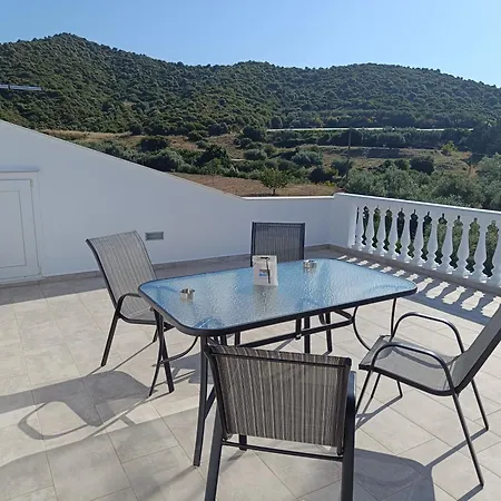 Olive Waves * Néa Péramos