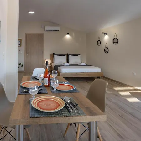 Olive Waves * Néa Péramos