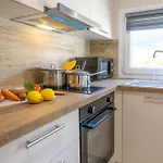 Olive Waves Appartement *