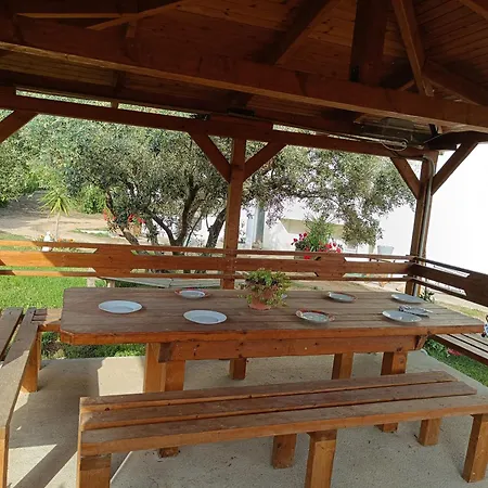 Olive Waves Apartmán