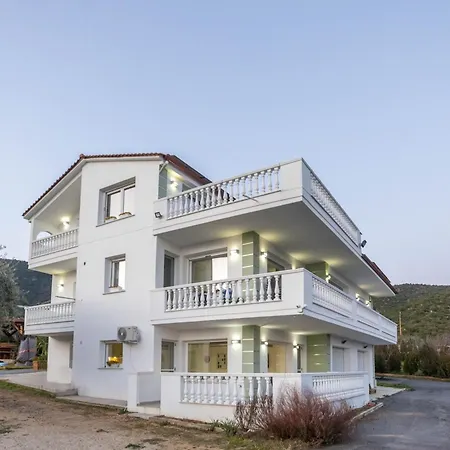 Olive Waves Néa Péramos