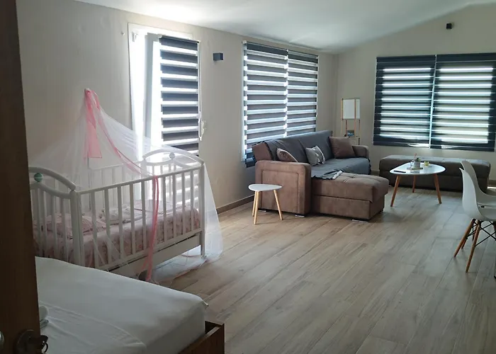 Olive Waves * Néa Péramos